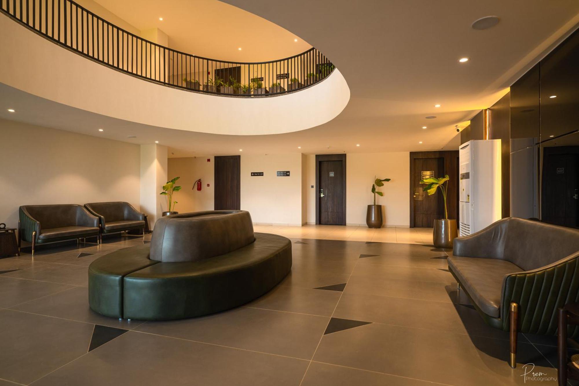 Hotel Omaya Garden Raipur  Exterior photo