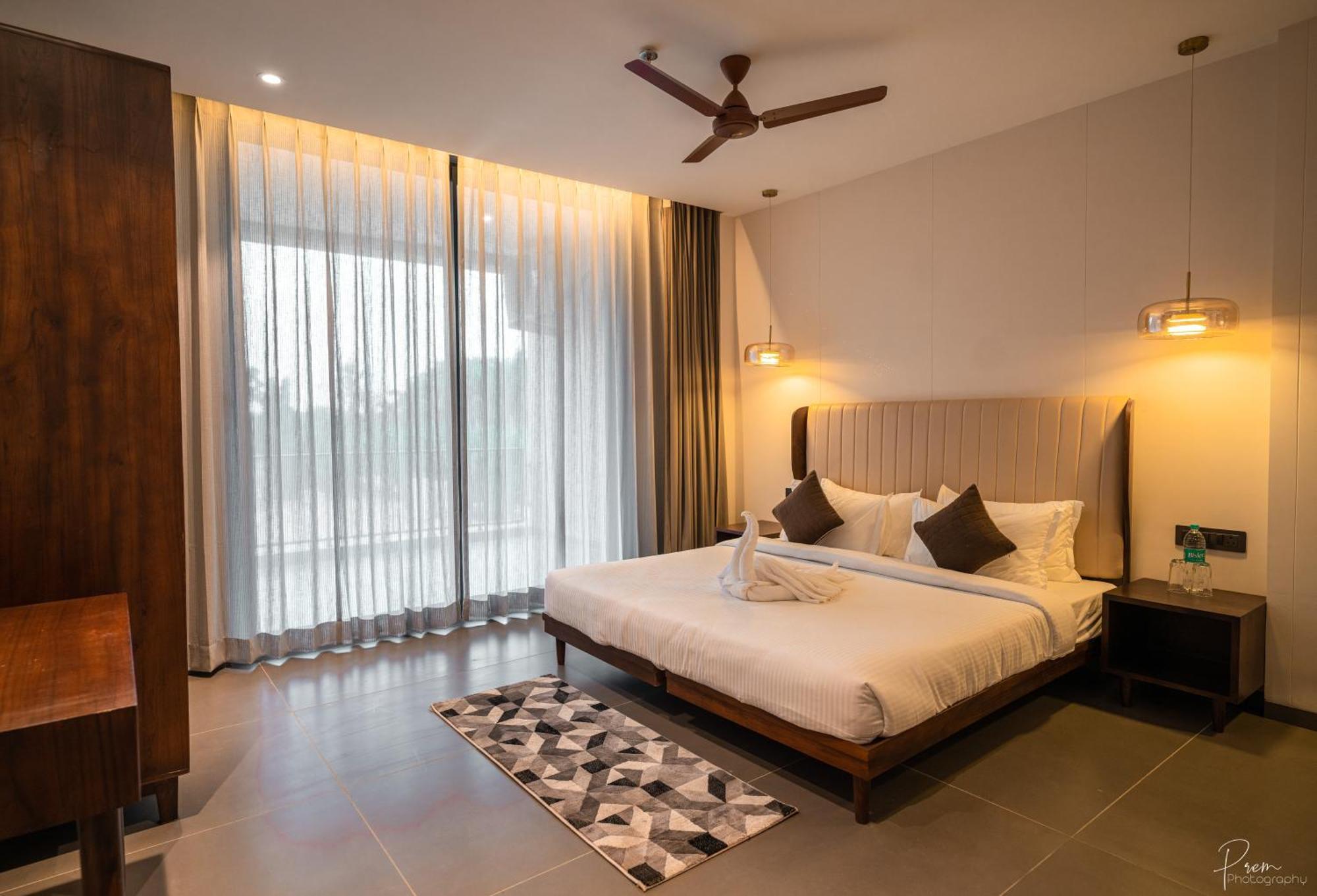Hotel Omaya Garden Raipur  Exterior photo